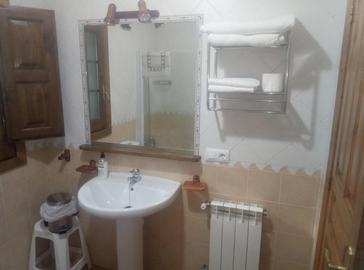 San Ciprián Casa Rural Leonor מראה חיצוני תמונה